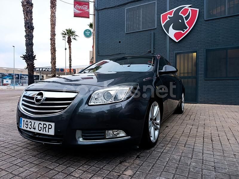 Gris / plata Usado 2009 Opel Insignia Sport Familiar | 7900 € (Caro) - Imagen 1/4
