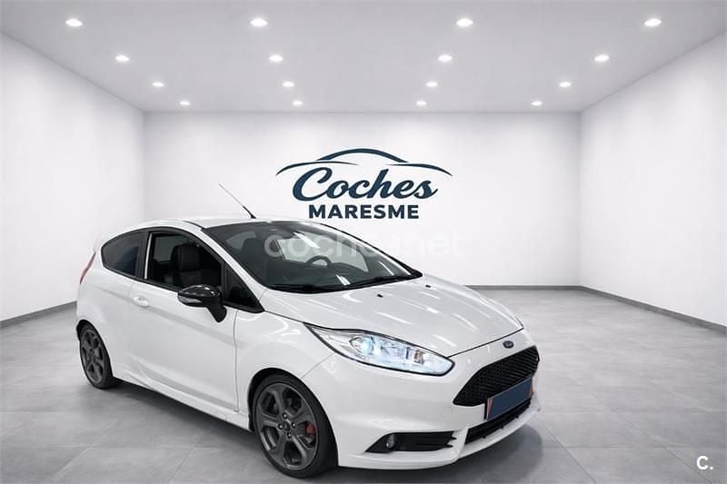 Usado Ford Fiesta ST 182 CV (133 kW) 2016 Blanco Berlina