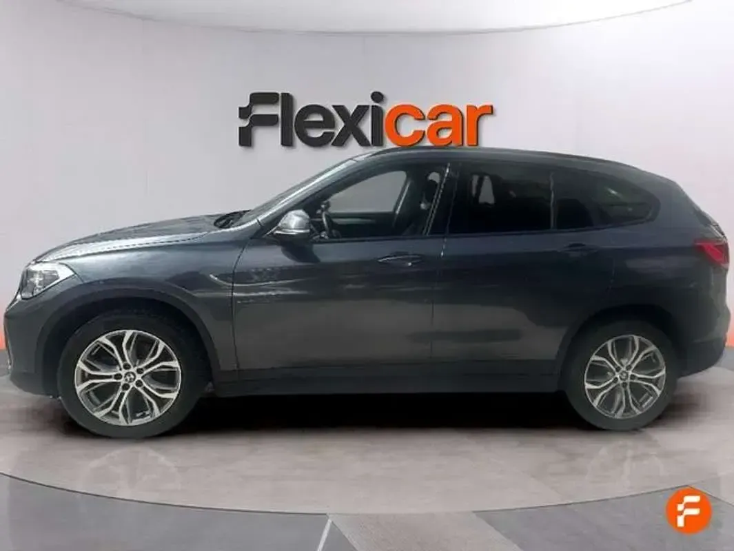 Usado BMW X1 150 CV (110 kW) 2021 Gris SUV