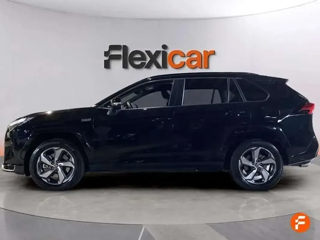 Używany Toyota RAV4 Hybrid Advance 306 KM (225 kW) 2022 Czarny SUV