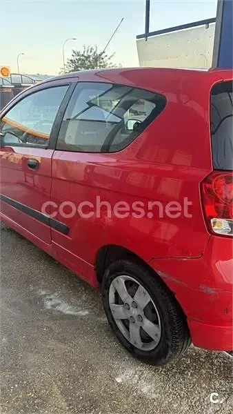 Usado Chevrolet Kalos SE 72 CV (52 kW) 2006 Rojo Berlina