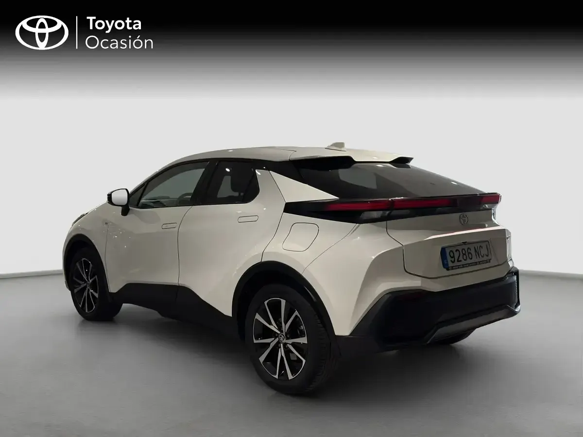 Usado Toyota C-HR Advance 223 CV (164 kW) 2025 Blanco SUV