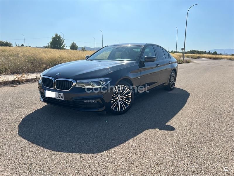 Negro Usado 2020 BMW 520 Comfort Edition Berlina | 32.000 € (Precio justo) - Imagen 1/4