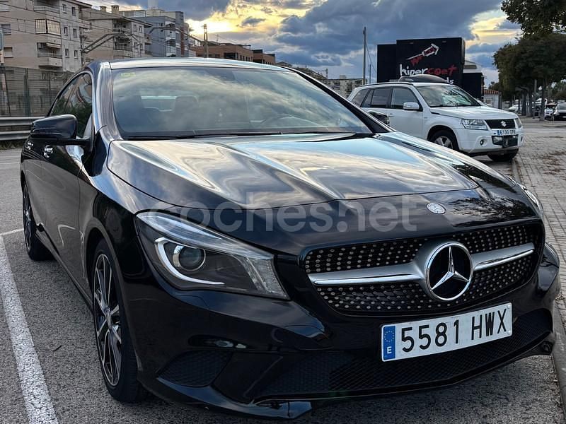 Usado Mercedes CLA200 136 CV (100 kW) 2014 Negro Berlina