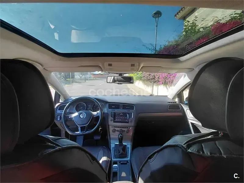 Usado VW Golf VII Advance 105 CV (77 kW) 2013 Azul Berlina