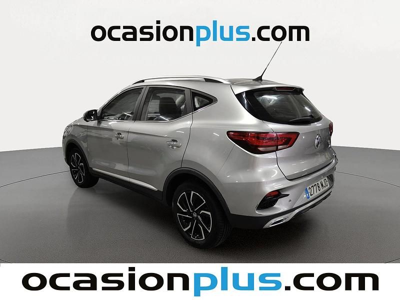 Usado MG ZS Luxury 111 CV (81 kW) 2023 Gris plata SUV