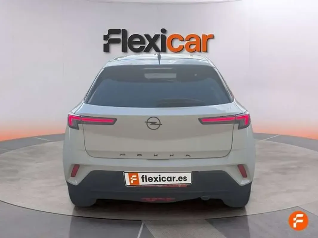 Usado Opel Mokka GS Line 110 CV (80 kW) 2021 Blanco SUV