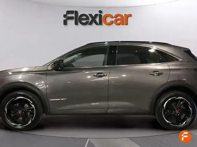 Usado DS Automobiles DS7 Crossback 130 CV (95 kW) 2021 Gris SUV