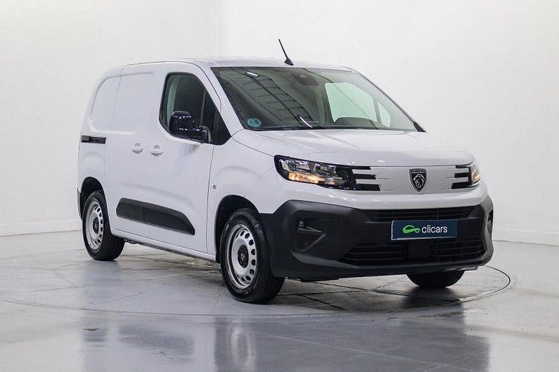 Usado Peugeot Partner S 100 CV (73 kW) 2024 Blanco Monovolumen