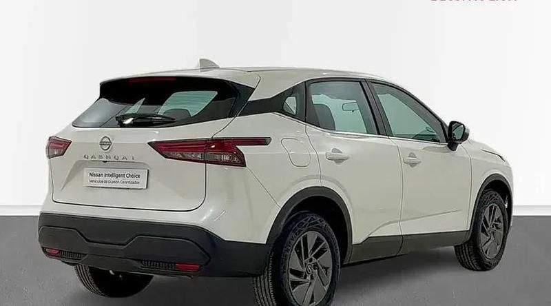 Usado Nissan Qashqai Acenta 158 CV (116 kW) 2024 Lunar white SUV
