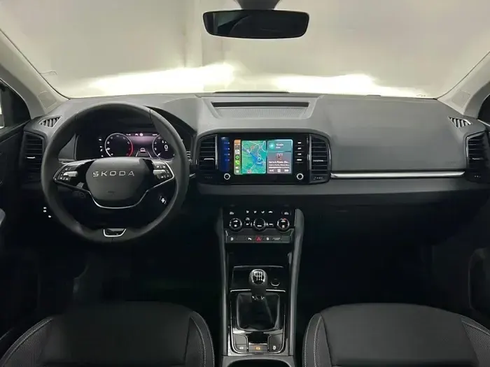 Nuevo Skoda Karoq Selection 116 CV (85 kW) 2025 Blanco SUV