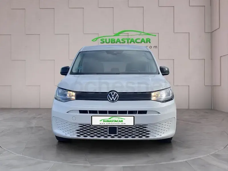 Usado VW Caddy Maxi 122 CV (89 kW) 2023 Blanco Monovolumen