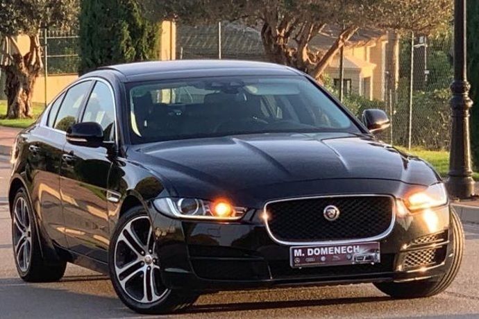 Usado 2018 Jaguar XE Pure Berlina | 18.500 € - Imagen 1/4
