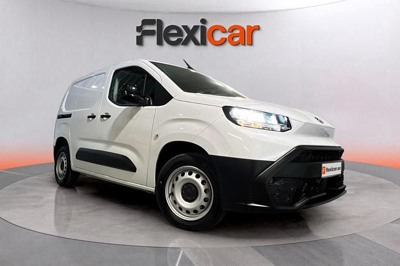 Blanco Usado 2025 Toyota Proace Verso Active Familiar | 22.490 € (Super precio) - Imagen 1/4