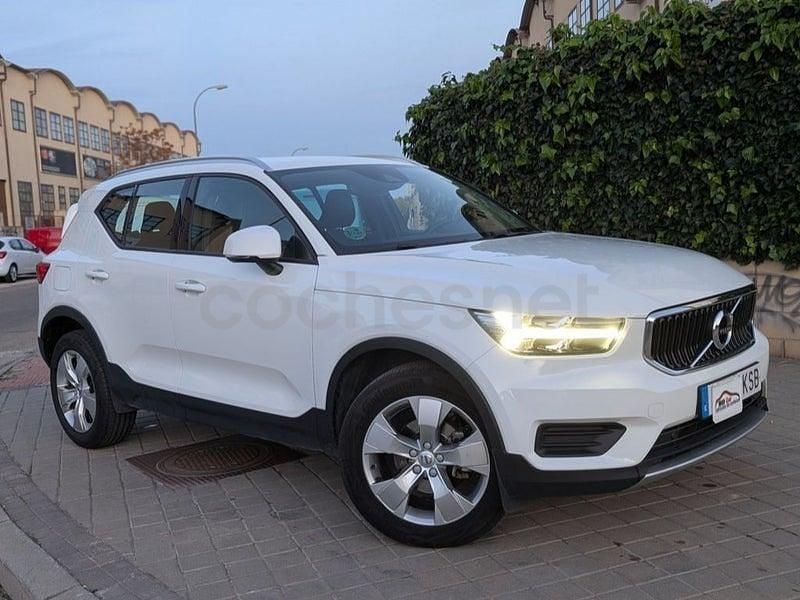 Begagnad Volvo XC40 156 HK (114 kW) 2018 Vit SUV