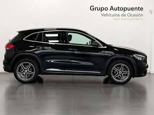 Usado Mercedes GLA250 AMG 218 CV (160 kW) 2022 Negro SUV