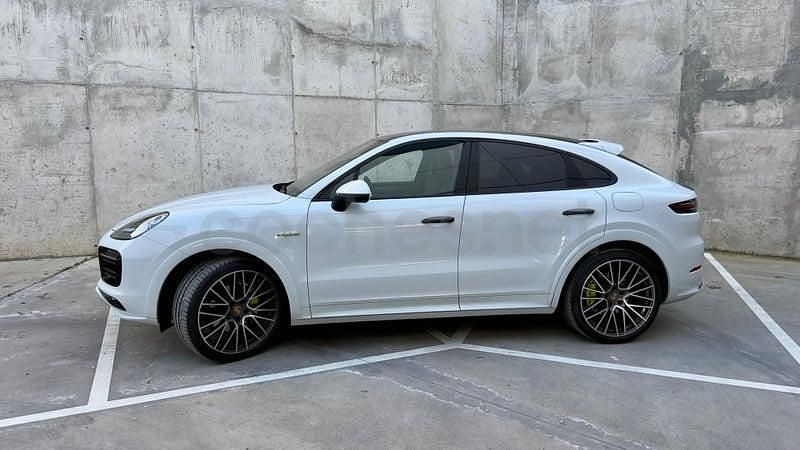 Usado Porsche Cayenne Platinum Edition 462 CV (339 kW) 2022 Blanco SUV
