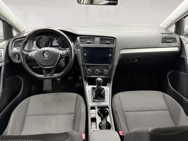 Usado VW Golf VII Edition 116 CV (85 kW) 2018 Blanco Utilitario