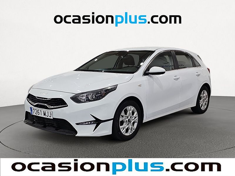 Blanco Usado 2023 Kia Ceed Utilitario | 15.209 € (Super precio) - Imagen 1/4