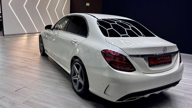 Usado Mercedes C220 AMG line 170 CV (125 kW) 2016 Blanco Berlina