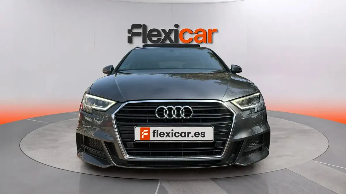 Usado Audi A3 Premium 150 CV (110 kW) 2020 Gris Berlina