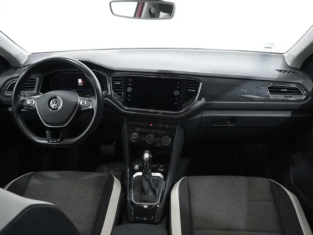 Begagnad VW T-Roc Sport 150 HK (110 kW) 2019 Röd SUV