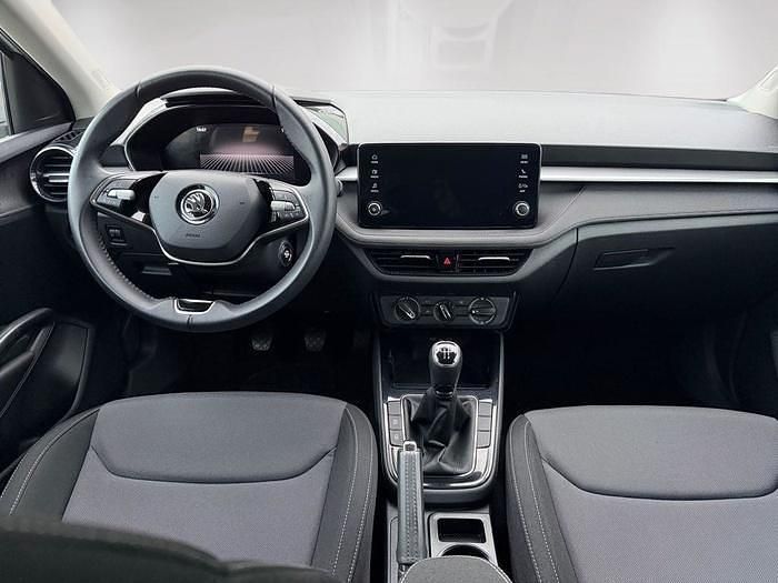 Usado Skoda Fabia Selection 95 HP (69 kW) 2024 Cinzento Sedan