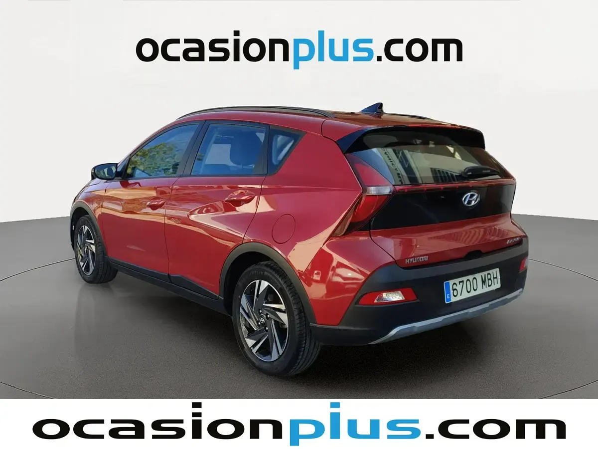 Usado Hyundai Bayon 84 CV (61 kW) 2022 Rojo SUV