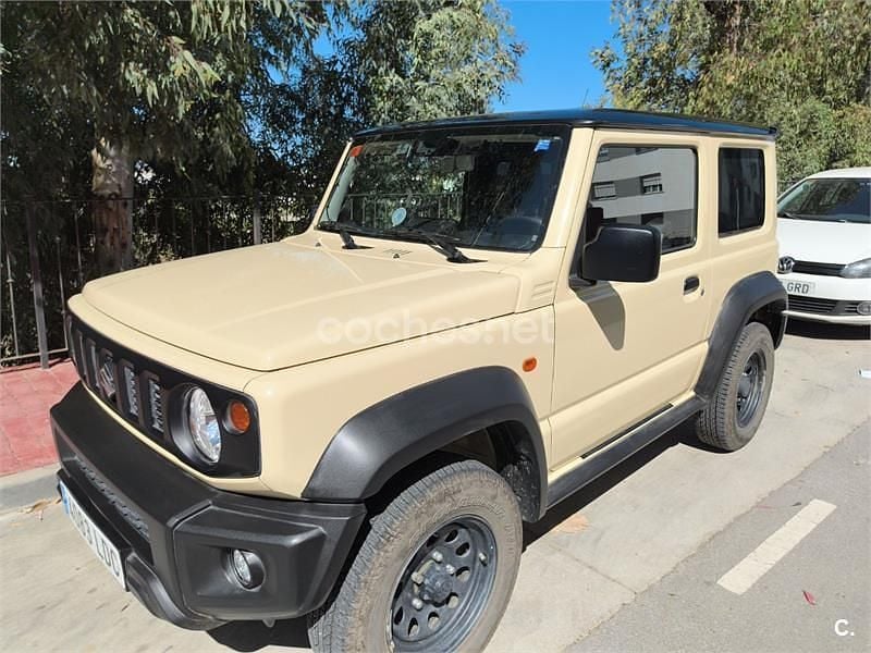 Usado Suzuki Jimny 102 CV (75 kW) 2019 Beige SUV