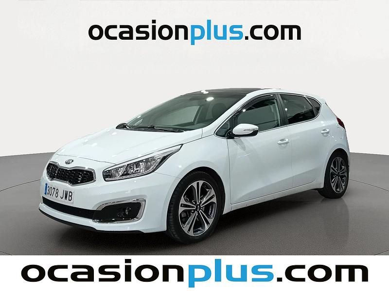 Blanco Usado 2017 Kia Ceed GT Utilitario | 17.300 € - Imagen 1/4