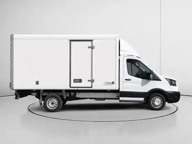 Usado Ford Transit Trend 170 CV (125 kW) 2020 Blanco Familiar