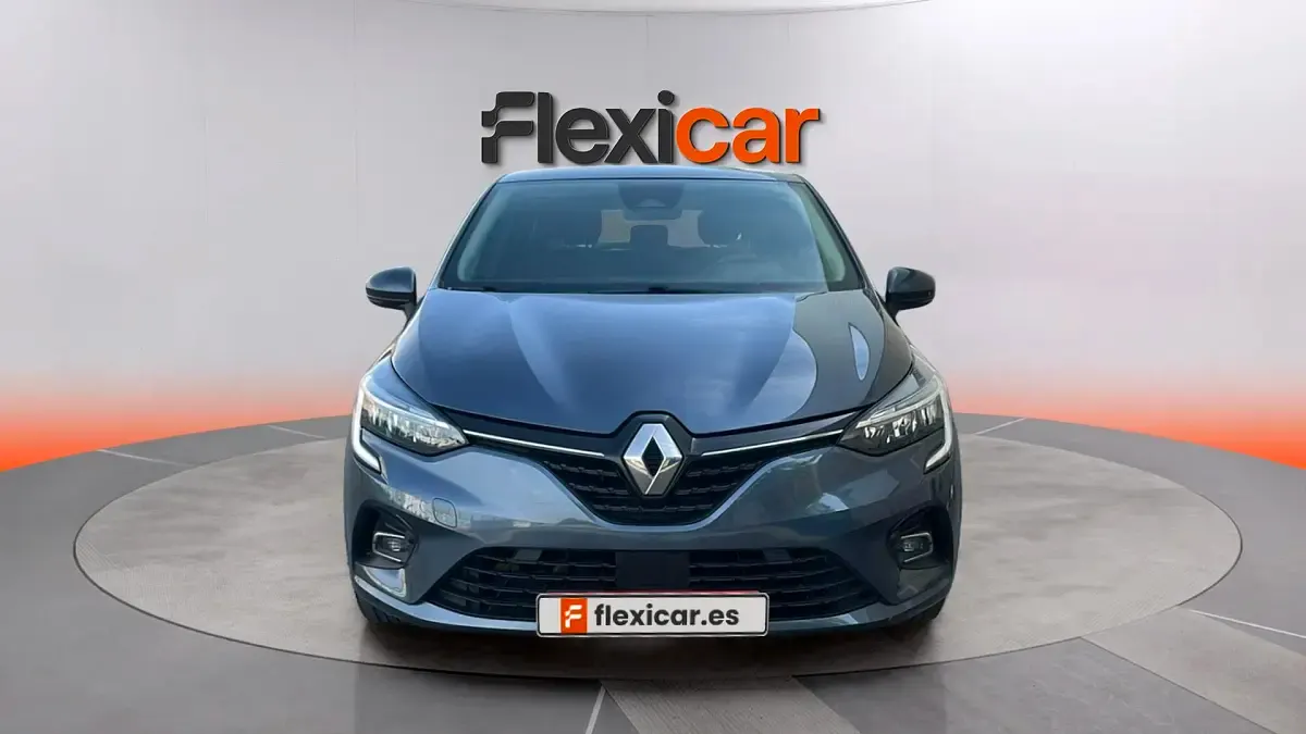 Usado Renault Clio V 140 CV (102 kW) 2021 Gris Berlina