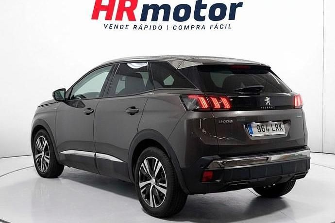 Usado Peugeot 3008 Allure 224 CV (164 kW) 2021 SUV