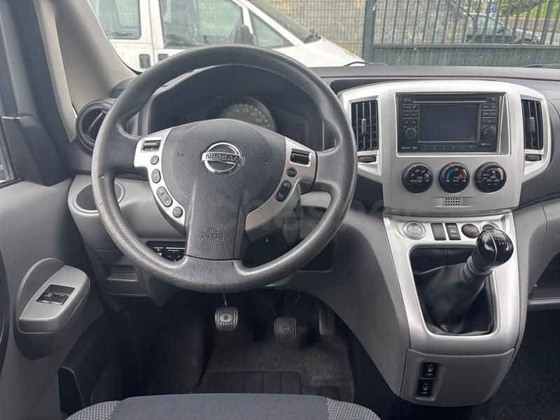 Begagnad Nissan Evalia 110 HK (80 kW) 2017 Grå Minibuss