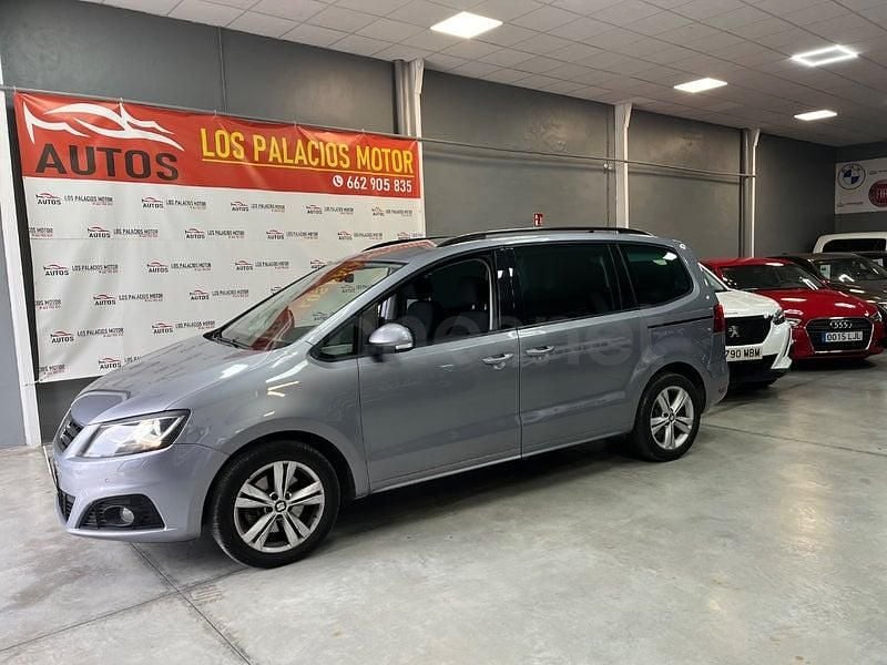 Usado Seat Alhambra Style 184 CV (135 kW) 2016 Violeta / lila Monovolumen