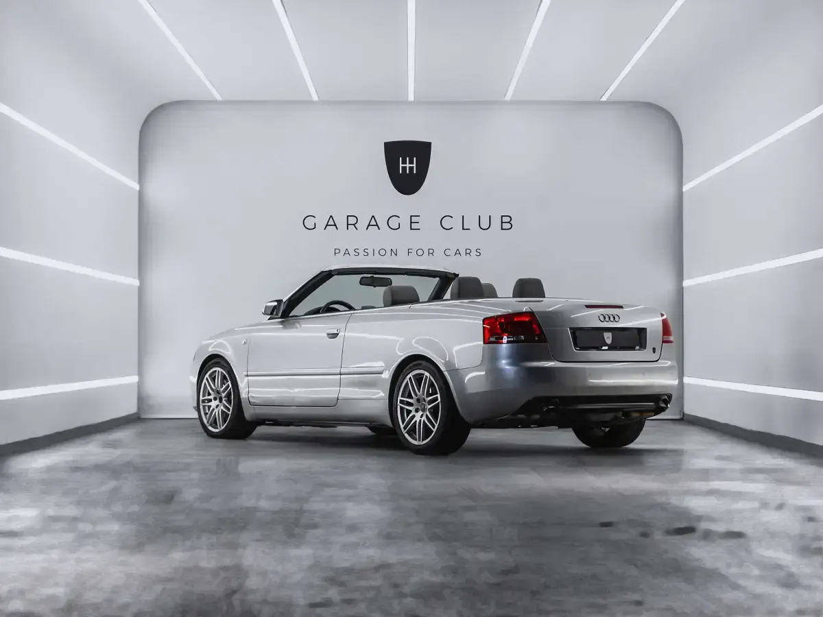 Usado Audi A4 Cabriolet 233 CV (171 kW) 2008 Gris / plata Descapotable