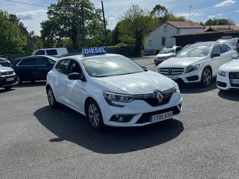 Usado Renault Mégane IV Bose Edition 115 CV (84 kW) 2019 Blanco Berlina