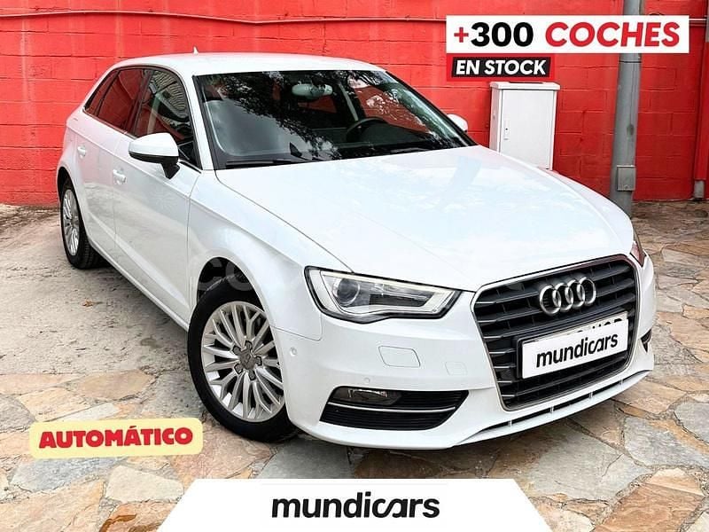 Blanco Usado 2013 Audi A3 Sportback Ambiente Berlina | 14.990 € (Precio justo) - Imagen 1/4