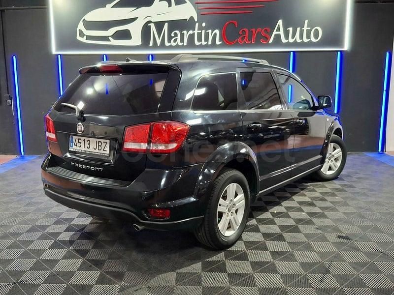 Usado Fiat Freemont Lounge 140 CV (102 kW) 2015 Negro SUV