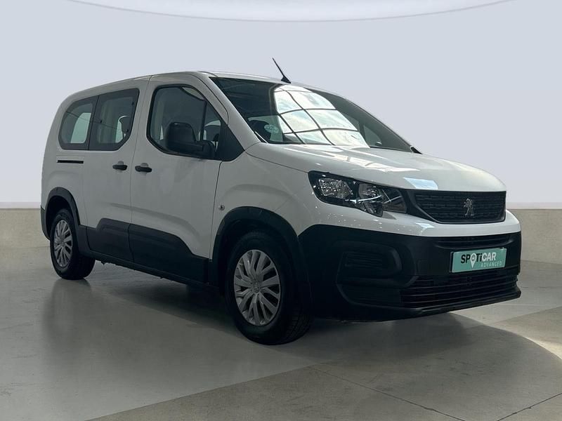 Usado Peugeot Rifter Access 101 CV (74 kW) 2020 Blanco Monovolumen