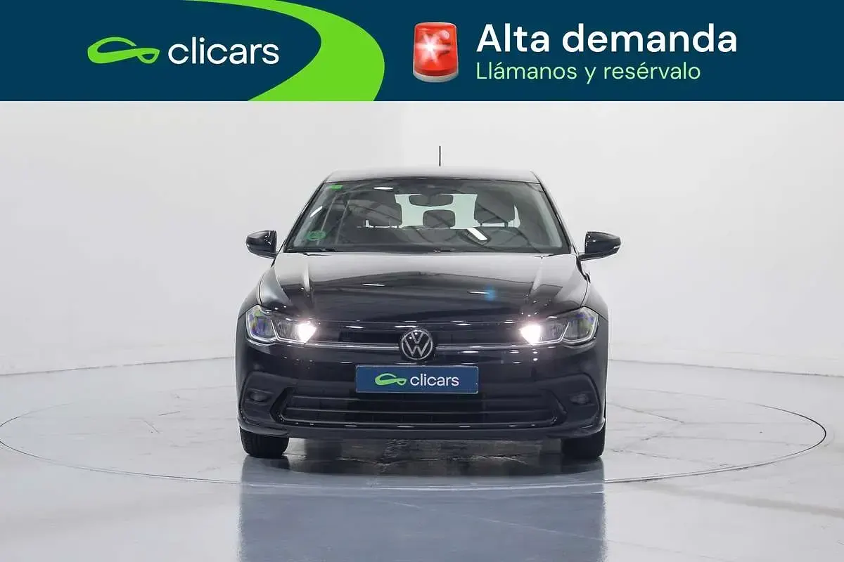 Usado VW Polo Life 95 CV (69 kW) 2022 Negro Utilitario