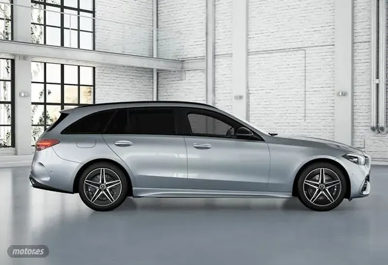 Usado Mercedes C220 200 CV (147 kW) 2025 Plateado Familiar