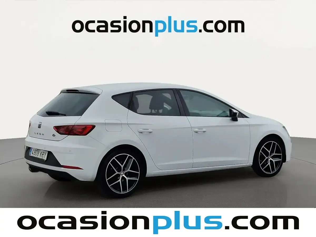 Usado Seat Leon FR 150 CV (110 kW) 2018 Blanco
