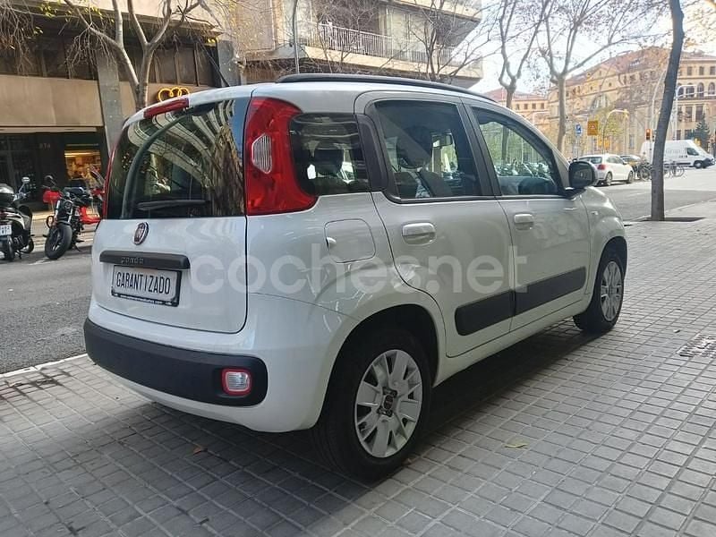 Usado Fiat Panda Lounge 69 CV (50 kW) 2018 Blanco Berlina