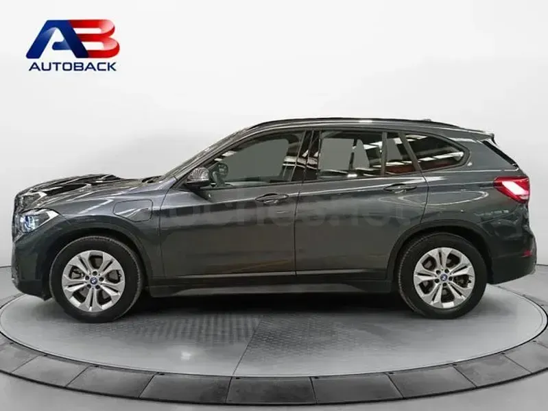 Käytetty BMW X1 220 HP (161 kW) 2022 Harmaa Katumaasturi