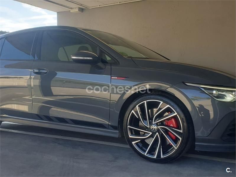 Usado VW Golf VIII GTI Clubsport 301 CV (221 kW) 2022 Negro Berlina
