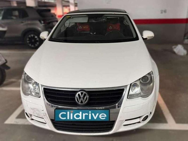 Usado VW Eos 140 CV (102 kW) 2007 Blanco Descapotable