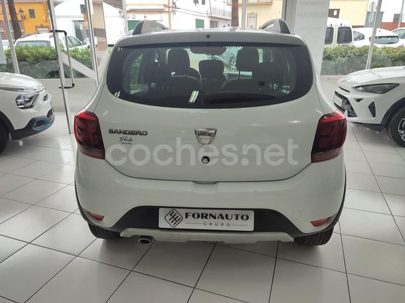 Usado Dacia Sandero Essentiel 90 CV (66 kW) 2019 Blanco Berlina