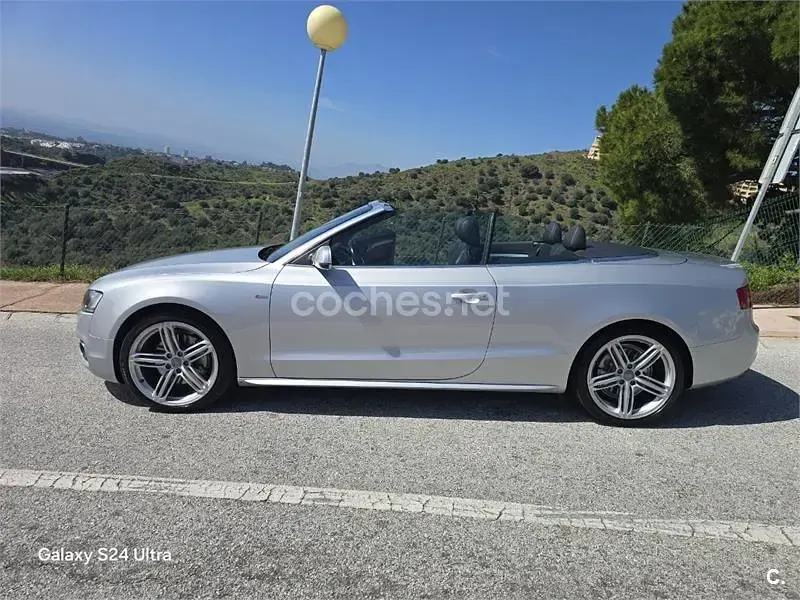 Usado Audi A5 Cabriolet 211 CV (155 kW) 2010 Gris / plata Descapotable