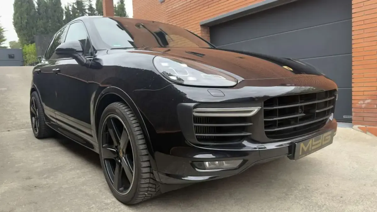 Usado Porsche Cayenne 441 CV (324 kW) 2016 Negro SUV